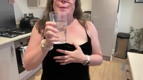 flossyishot online show from May 2026 08:47:01 PM