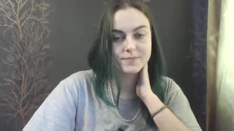 Snapshot of flower_bluee chatting on January 2025 11:07:02 AM Ambika 3 online show from January 2025 11:07:02 AM