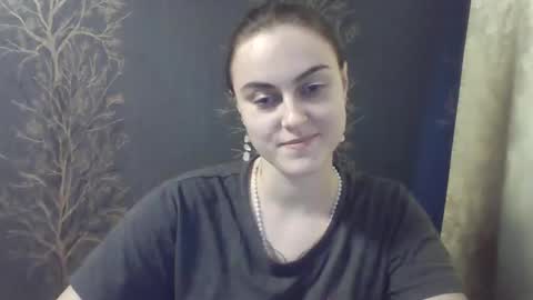 Snapshot of flower_bluee chatting on January 2025 01:30:01 PM Ambika 3 online show from January 2025 01:30:01 PM