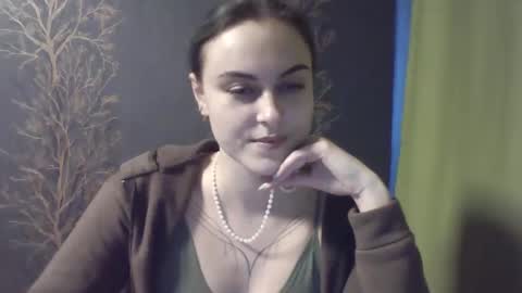 Snapshot of flower_bluee chatting on February 2025 01:39:02 PM Ambika 3 online show from February 2025 01:39:02 PM