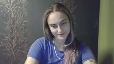 Snapshot of flower_bluee chatting on September 2025 02:28:01 PM Ambika 3 online show from September 2025 02:28:01 PM