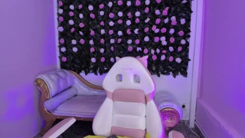 Dulce online show from February 2025 02:26:01 PM