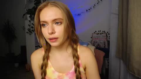 flower_elf online show from November 2025 04:56:01 PM