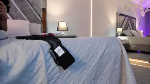 Snapshot of flower_smith_ chatting on September 2025 12:16:01 AM Its a pleasure to meet you. Im Flower. Help me reach 1k. Follow me. online show from September 2025 12:16:01 AM