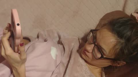 Snapshot of flowercandydoll chatting on November 2025 01:37:01 AM say meow and send tip online show from November 2025 01:37:01 AM