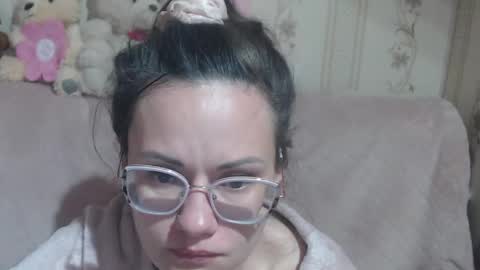 say meow and send tip  online show from April 2026 07:42:02 AM