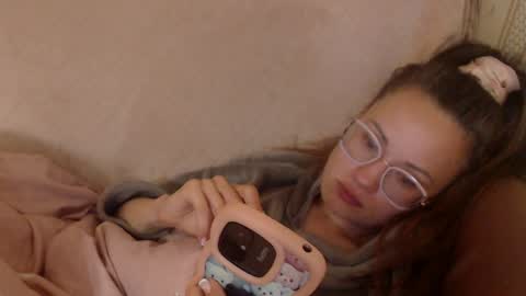 say meow and send tip  online show from May 2026 06:01:01 PM