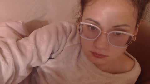 say meow and send tip  online show from May 2026 10:37:02 PM