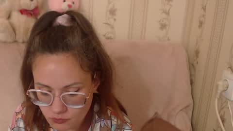 say meow and send tip  online show from May 2026 01:50:01 PM