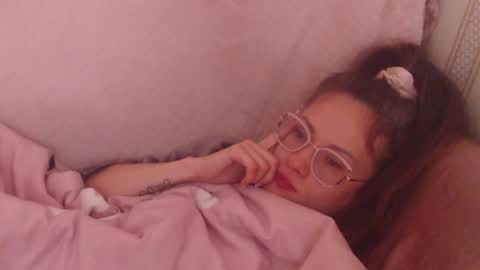say meow and send tip  online show from April 2026 07:25:02 AM