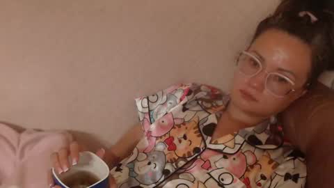 say meow and send tip  online show from May 2026 08:25:02 PM