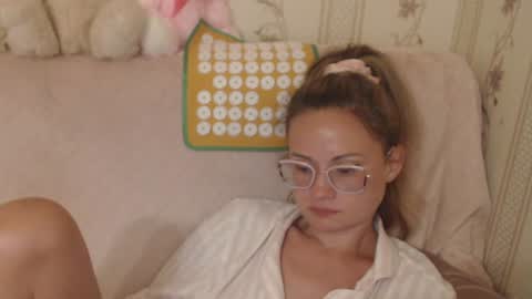 say meow and send tip  online show from June 2026 07:18:01 PM