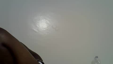 Snapshot of flowerdiva002 chatting on November 2025 09:30:01 AM flowerdiva002 online show from November 2025 09:30:01 AM