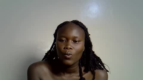 Snapshot of flowerdiva002 chatting on November 2025 06:29:01 PM flowerdiva002 online show from November 2025 06:29:01 PM