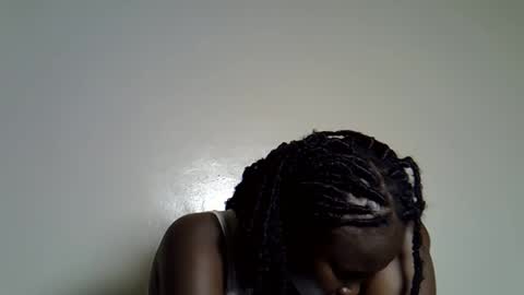 Snapshot of flowerdiva002 chatting on November 2025 11:05:01 PM flowerdiva002 online show from November 2025 11:05:01 PM