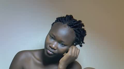 Snapshot of flowerdiva002 chatting on December 2025 08:08:02 AM flowerdiva002 online show from December 2025 08:08:02 AM