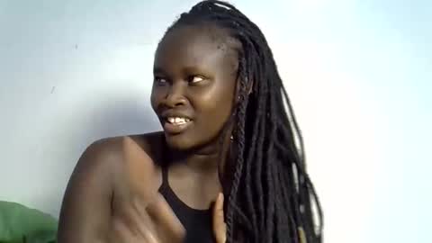 flowerdiva002 online show from January 2026 04:34:01 PM