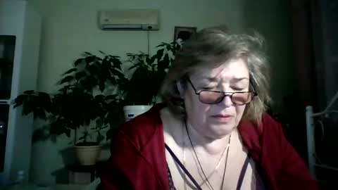 Flowerlower online show from February 2025 11:26:01 PM