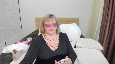 Flowerlower online show from March 2025 02:40:01 PM