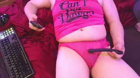 Snapshot of flufferbutt2 chatting on July 2026 08:02:01 PM flufferbutt2 online show from July 2026 08:02:01 PM