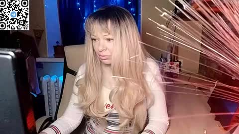 Snapshot of fluffy_duffy962 chatting on June 2026 08:11:01 PM Irene online show from June 2026 08:11:01 PM