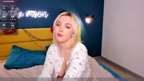 Monica online show from January 2025 11:33:01 AM