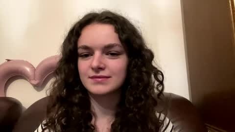 Snapshot of fluffybleb chatting on June 2026 08:47:01 PM Anna online show from June 2026 08:47:01 PM