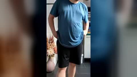 fluffybutt_ online show from June 2026 05:47:01 PM