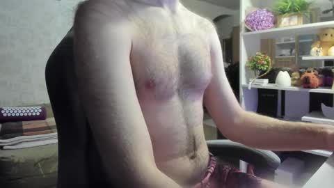 fluffycat  online show from January 2026 10:13:01 PM