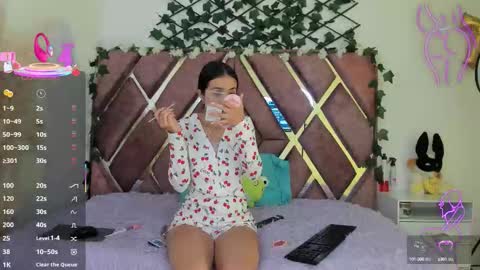 Flufi 740 online show from September 2025 11:04:01 AM