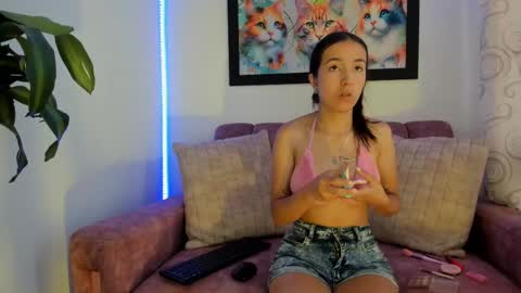 Flufi 740 online show from October 2025 10:57:02 AM