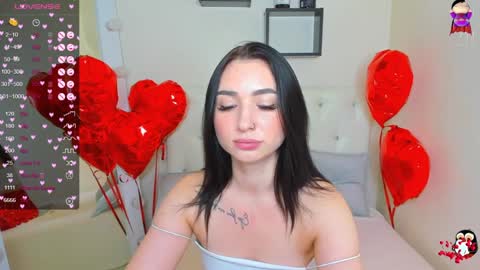 Snapshot of flufyfoxx chatting on February 2025 01:43:01 AM Lina online show from February 2025 01:43:01 AM