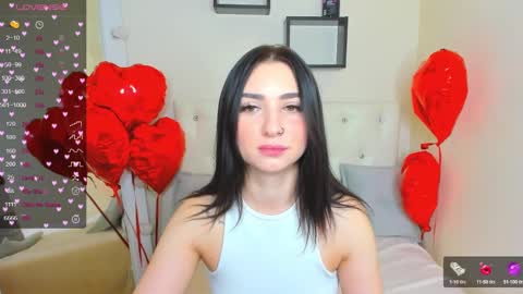 Snapshot of flufyfoxx chatting on February 2025 11:37:01 PM Lina online show from February 2025 11:37:01 PM