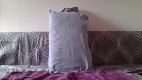 flylen online show from September 2025 09:22:02 AM