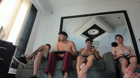 Snapshot of foot_master777 chatting on September 2025 07:52:02 PM foot_master777 online show from September 2025 07:52:02 PM