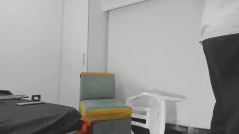 Snapshot of foot_master777 chatting on October 2025 06:13:02 AM foot_master777 online show from October 2025 06:13:02 AM