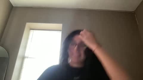 footmuse18 online show from November 2025 08:40:01 PM