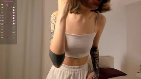 Snapshot of forestproject chatting on October 2025 03:54:01 PM Flair online show from October 2025 03:54:01 PM