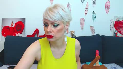 Adana online show from October 2025 10:40:02 PM