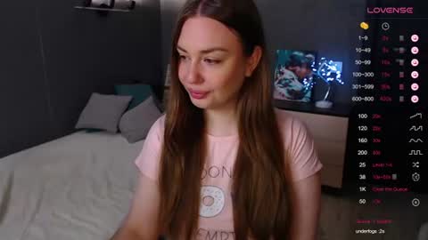 Julia online show from June 2026 07:10:01 AM