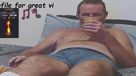 Snapshot of forexxxx_man chatting on October 2025 01:06:01 AM doc online show from October 2025 01:06:01 AM