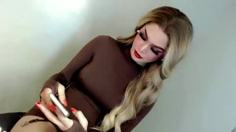 Snapshot of forget_me_not69 chatting on December 2024 08:50:01 PM KHATRINA STACIE MARIE online show from December 2024 08:50:01 PM