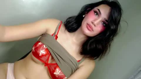 Snapshot of forget_me_not69 chatting on December 2024 02:31:02 AM KHATRINA STACIE MARIE online show from December 2024 02:31:02 AM