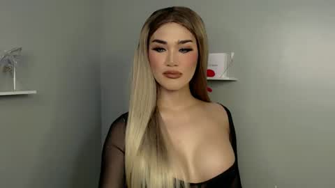 Snapshot of forget_me_not69 chatting on March 2025 05:29:01 PM KHATRINA STACIE MARIE online show from March 2025 05:29:01 PM