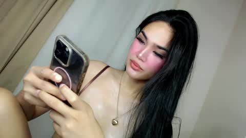 KHATRINA STACIE MARIE online show from June 2026 04:10:01 AM