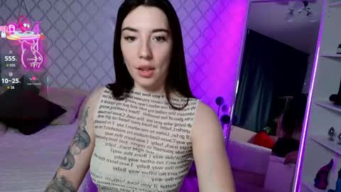 Lily online show from May 2026 01:00:01 AM