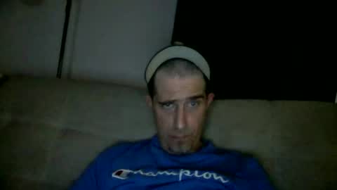 Snapshot of fouraide42 chatting on December 2024 08:07:02 AM fouraide42 online show from December 2024 08:07:02 AM