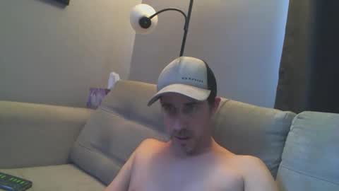 Snapshot of fouraide42 chatting on February 2025 12:48:01 PM fouraide42 online show from February 2025 12:48:01 PM