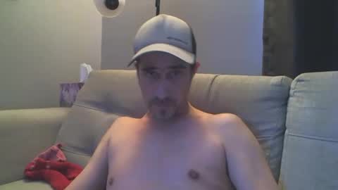 Snapshot of fouraide42 chatting on February 2025 09:56:02 PM fouraide42 online show from February 2025 09:56:02 PM