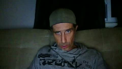 Snapshot of fouraide42 chatting on June 2026 08:19:01 AM fouraide42 online show from June 2026 08:19:01 AM